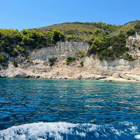 Avelora Homes * Vlorë